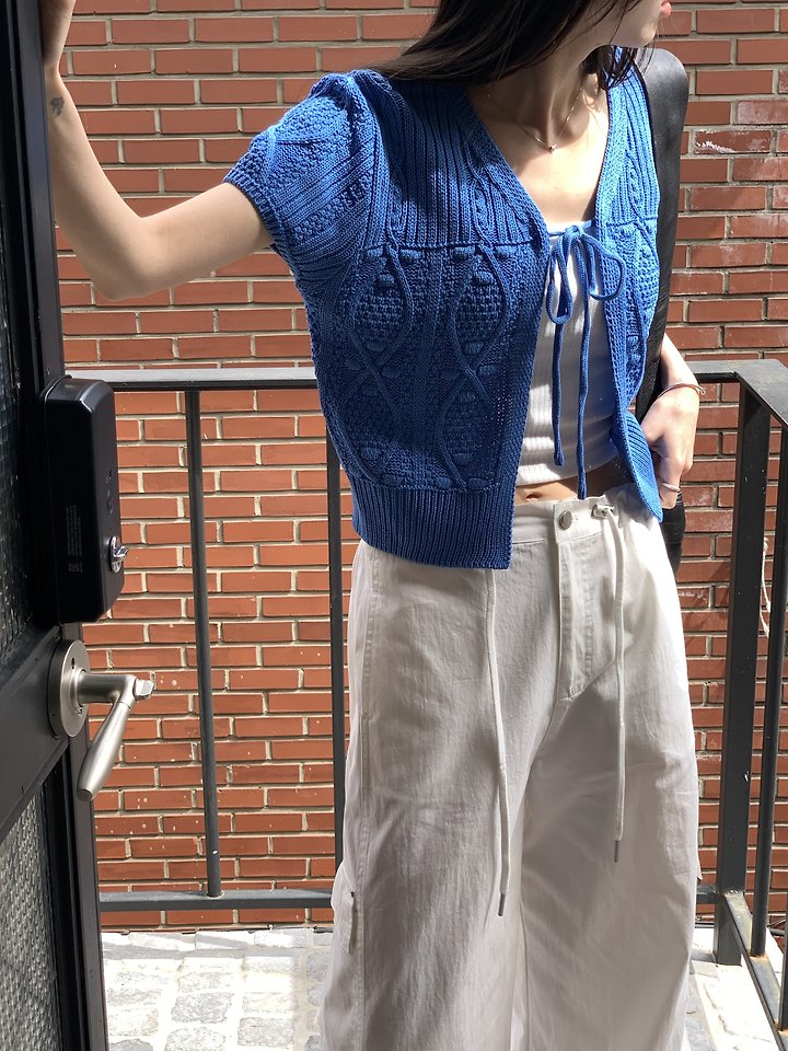 Cranae - Korean Women Fashion - #vintageinspired - Hive Half Cardigan - 10