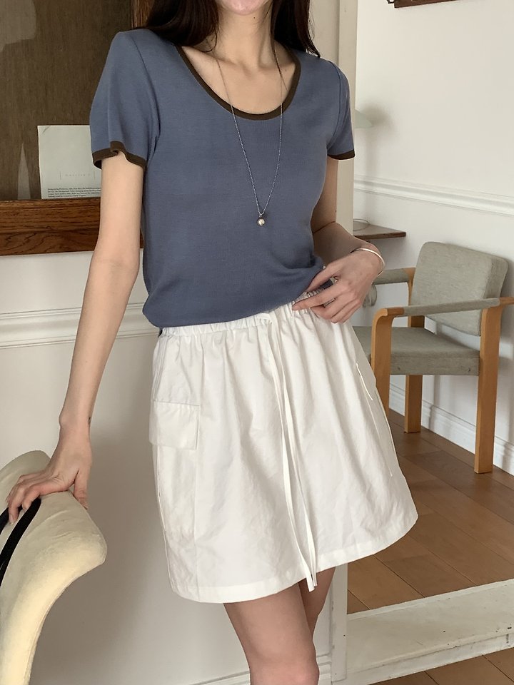 Cranae - Korean Women Fashion - #womensfashion - Lune Contrast Slim-Fit Knit Top - 4