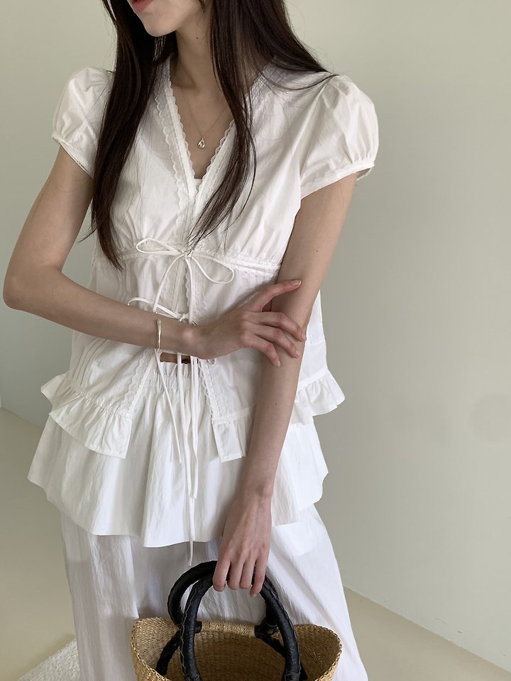 Cranae - Korean Women Fashion - #vintagekidsstyle - Dart Frill Blouse - 12