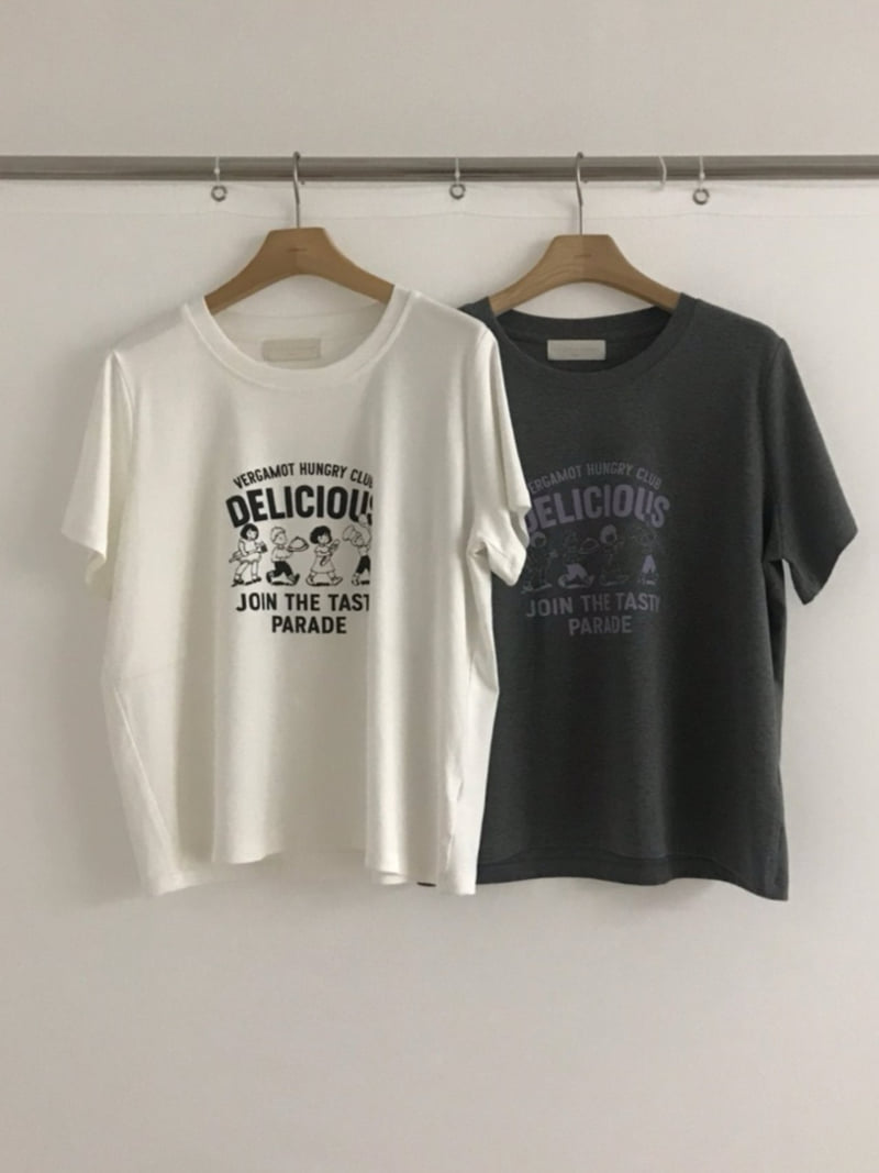 Cranae - Korean Women Fashion - #womensfashion - Vintage Graphic Loose-Fit Short-Sleeve Tee