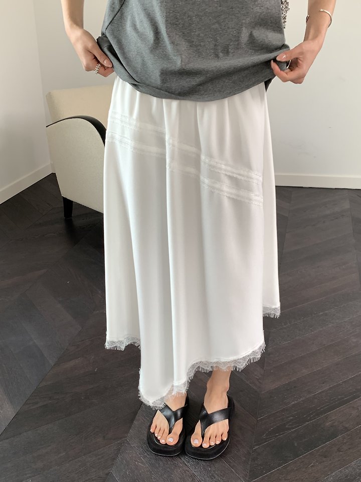 Cranae - Korean Women Fashion - #womensfashion - Diagonal Lace Skirt - 2