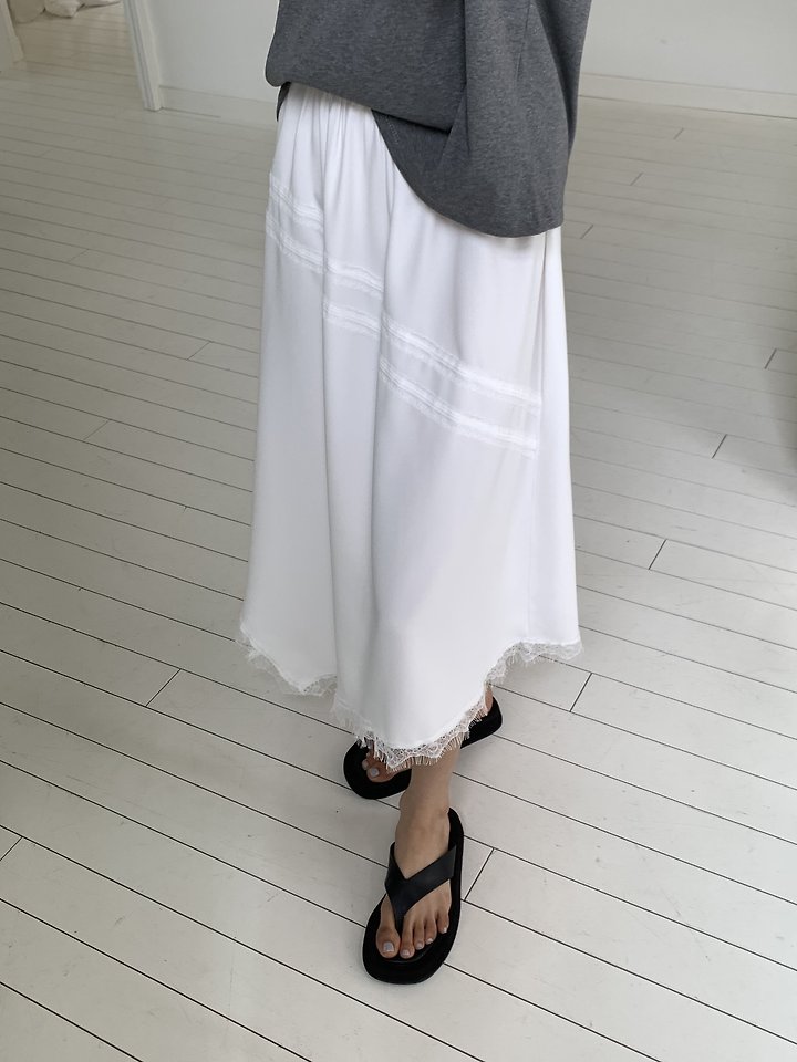Cranae - Korean Women Fashion - #momslook - Diagonal Lace Skirt - 4