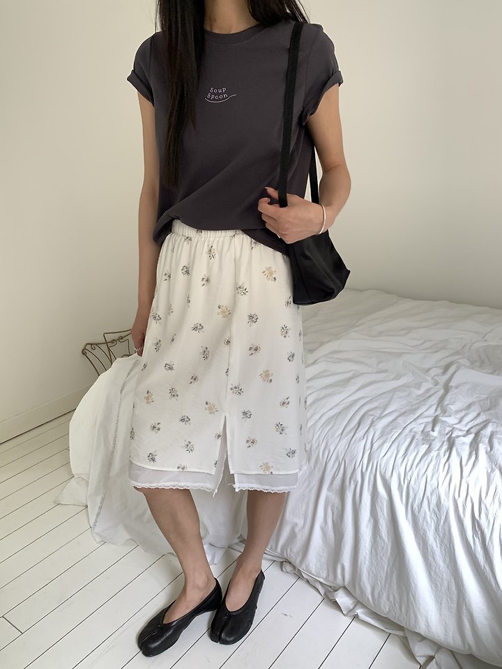 Cranae - Korean Women Fashion - #womensfashion - Floral Lace Banded Mini Skirt - 7