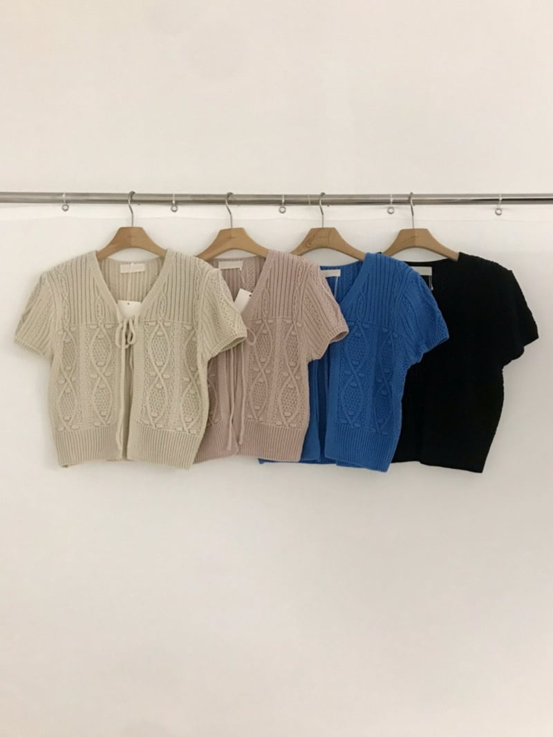 Cranae - Korean Women Fashion - #womensfashion - Hive Half Cardigan