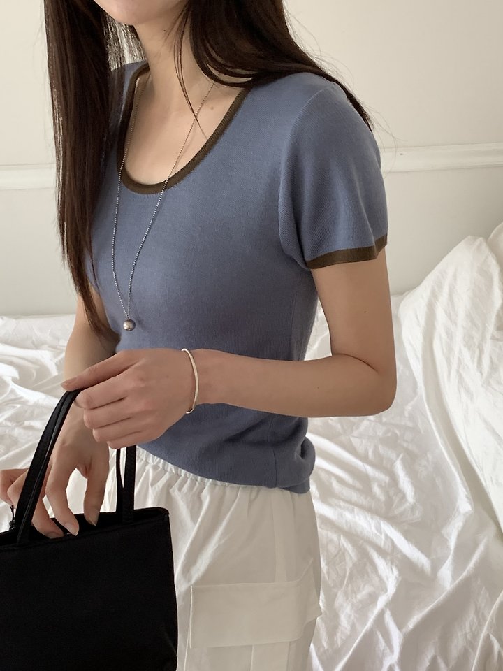Cranae - Korean Women Fashion - #womensfashion - Lune Contrast Slim-Fit Knit Top - 3