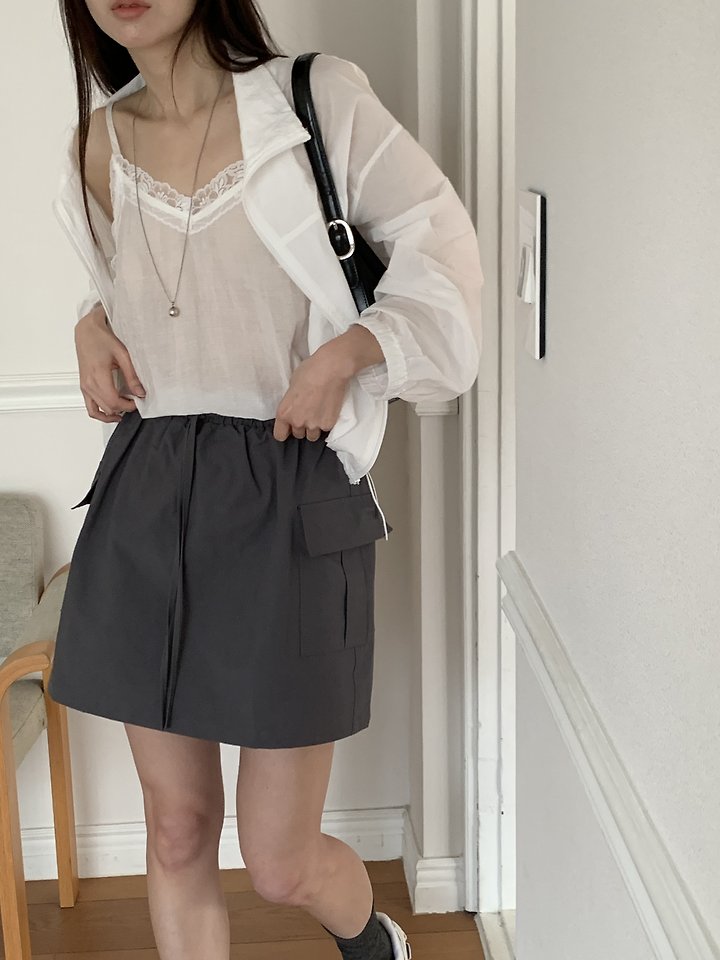 Cranae - Korean Women Fashion - #womensfashion - Sealing Lace Strap Top - 11