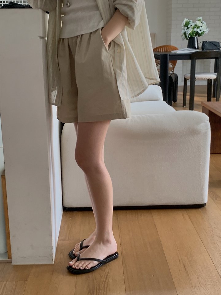 Dress Room - Korean Women Fashion - #momslook - Essential Banding Shorts - 3