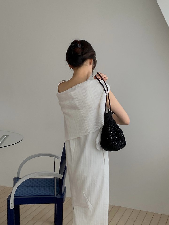 Dress Room - Korean Women Fashion - #vintagekidsstyle - Lina Square-Neck One-piece - 4