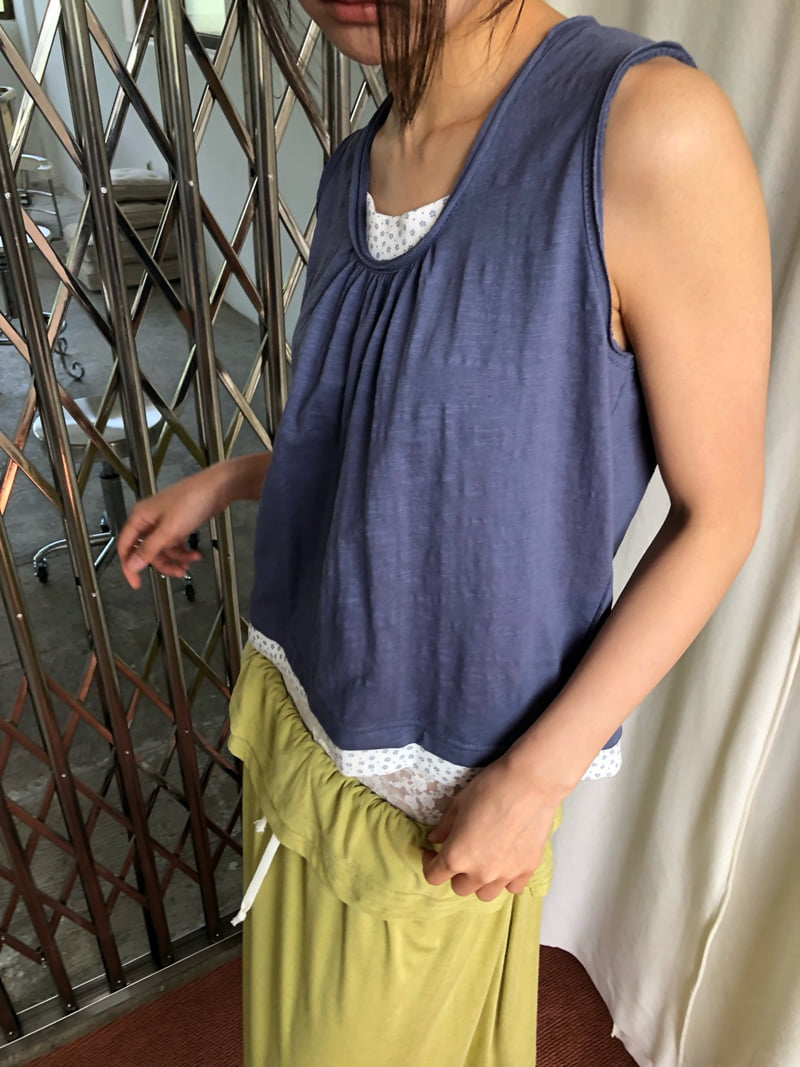 Flash - Korean Women Fashion - #vintageinspired - Harmony Sleeveless Top - 9