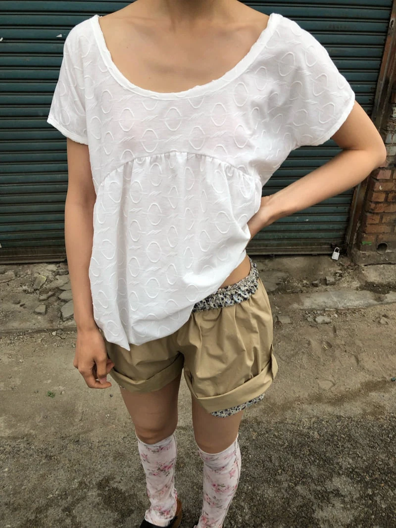 Flash - Korean Women Fashion - #momslook - Apple Tee - 4