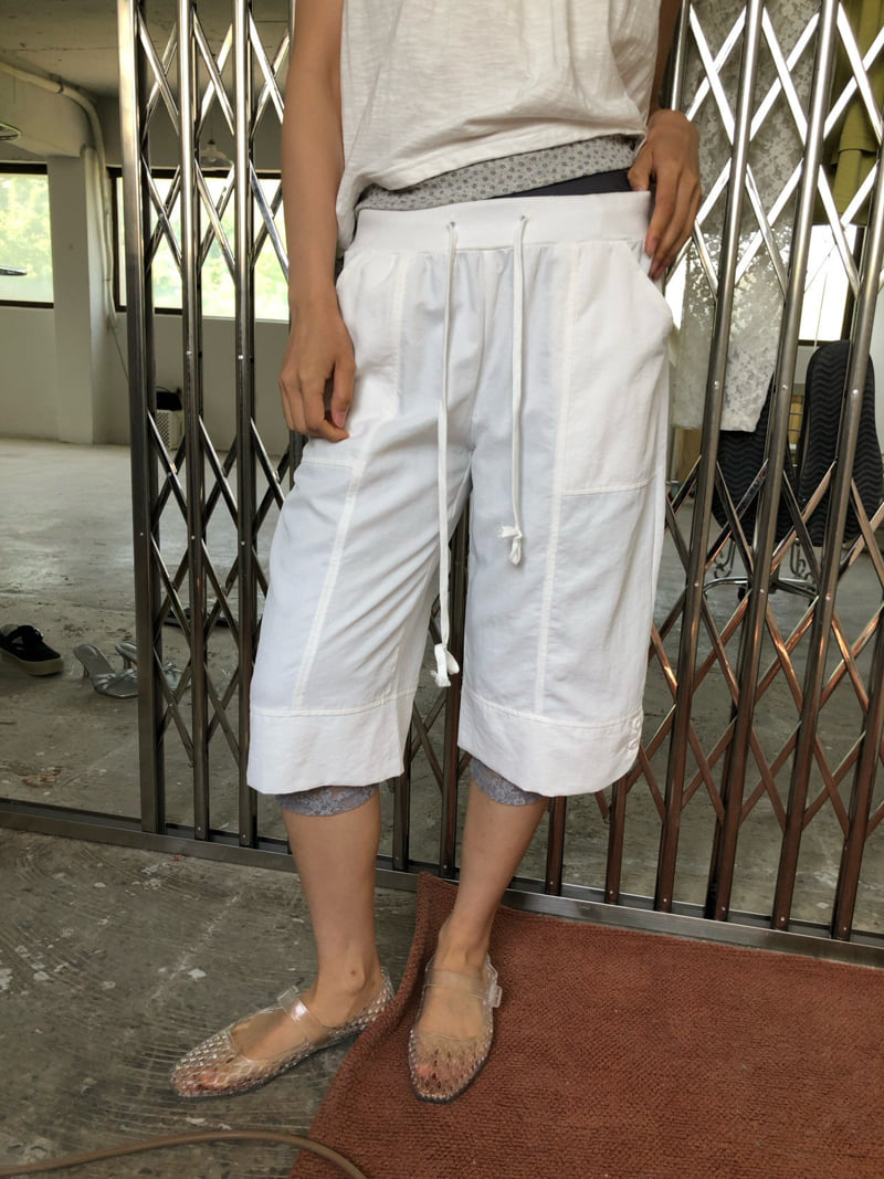 Flash - Korean Women Fashion - #womensfashion - Capri Pants - 3