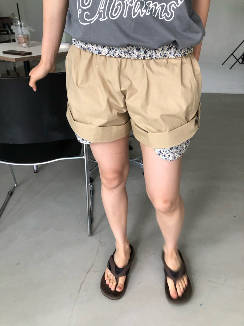 Flash - Korean Women Fashion - #womensfashion - Rolled-Hem Shorts - 5