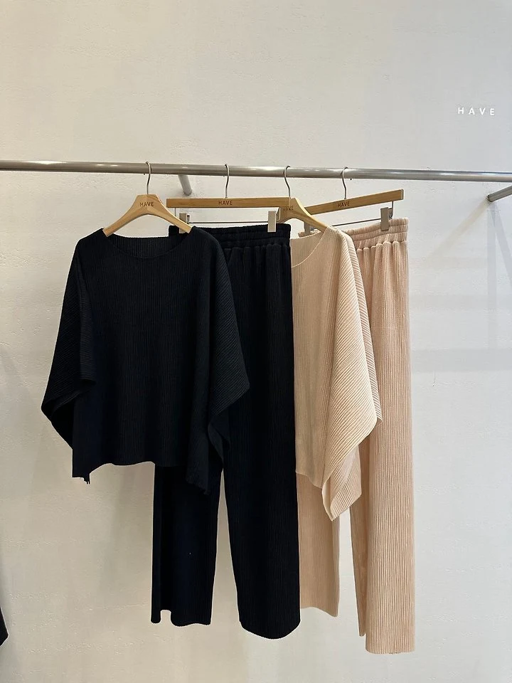 Have - Korean Women Fashion - #momslook - Bern Poncho Pleated Set - 3