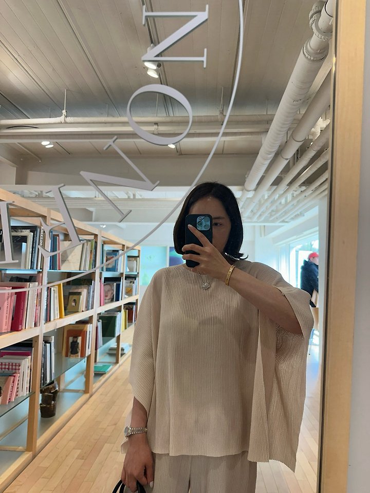 Have - Korean Women Fashion - #vintageinspired - Bern Poncho Pleated Set - 7