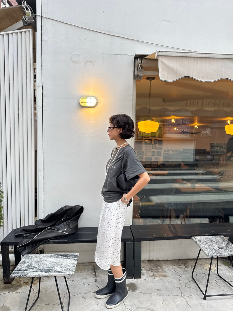 Heil - Korean Women Fashion - #momslook - Pigment Betty Tee - 5