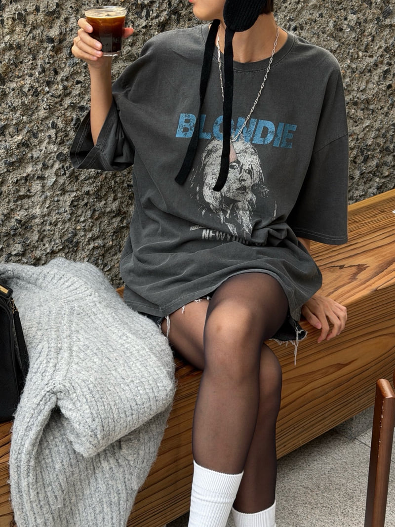 Heil - Korean Women Fashion - #momslook - Pigment Blonde Tee - 2