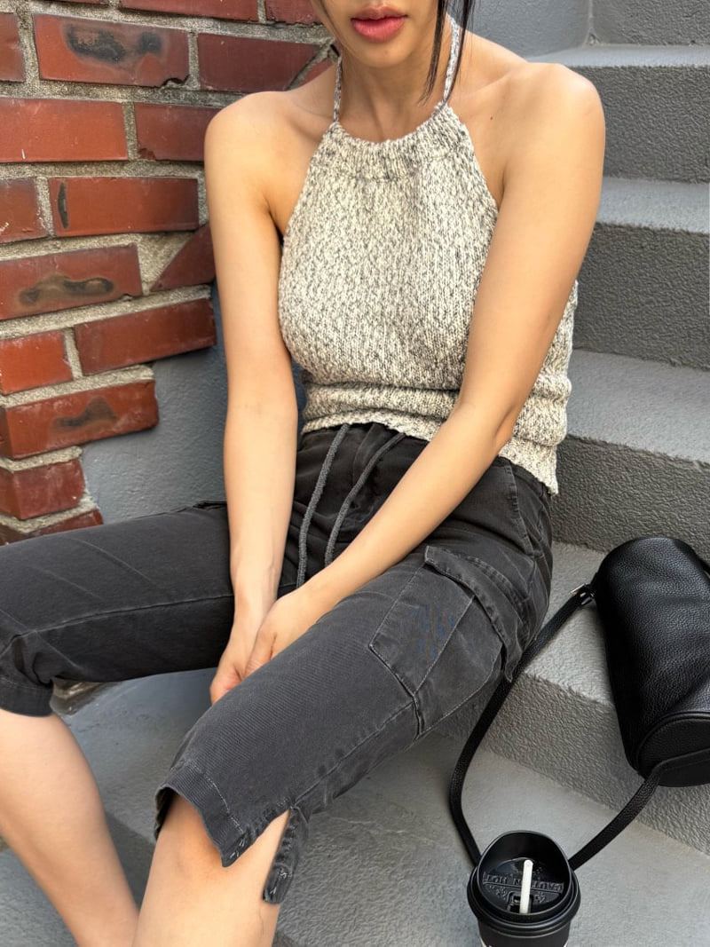 Heil - Korean Women Fashion - #womensfashion - Pigment Capri Pants - 4