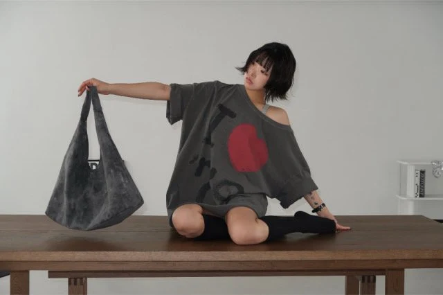 Heil - Korean Women Fashion - #momslook - Pigment Love One-Shoulder Tee - 4
