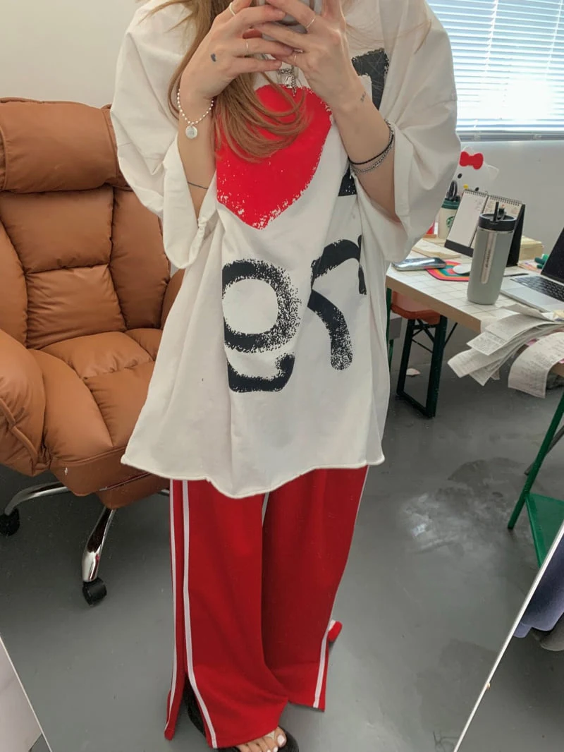 Heil - Korean Women Fashion - #womensfashion - Pigment Love One-Shoulder Tee - 8