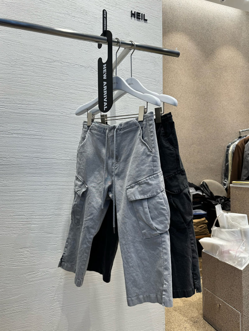 Heil - Korean Women Fashion - #womensfashion - Pigment Capri Pants
