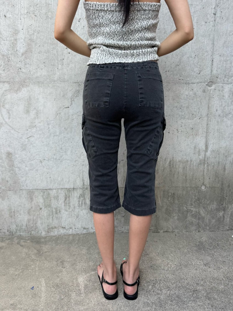 Heil - Korean Women Fashion - #womensfashion - Pigment Capri Pants - 7
