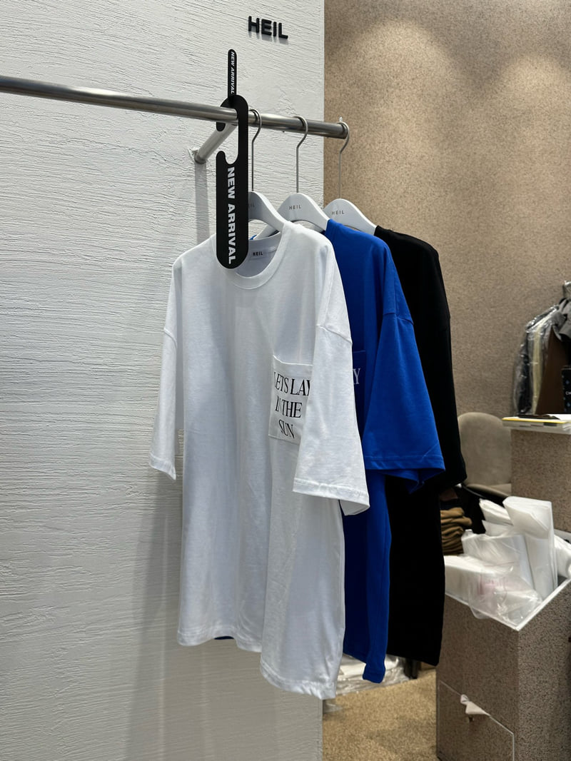 Heil - Korean Women Fashion - #womensfashion - Pocket Lettering Tee