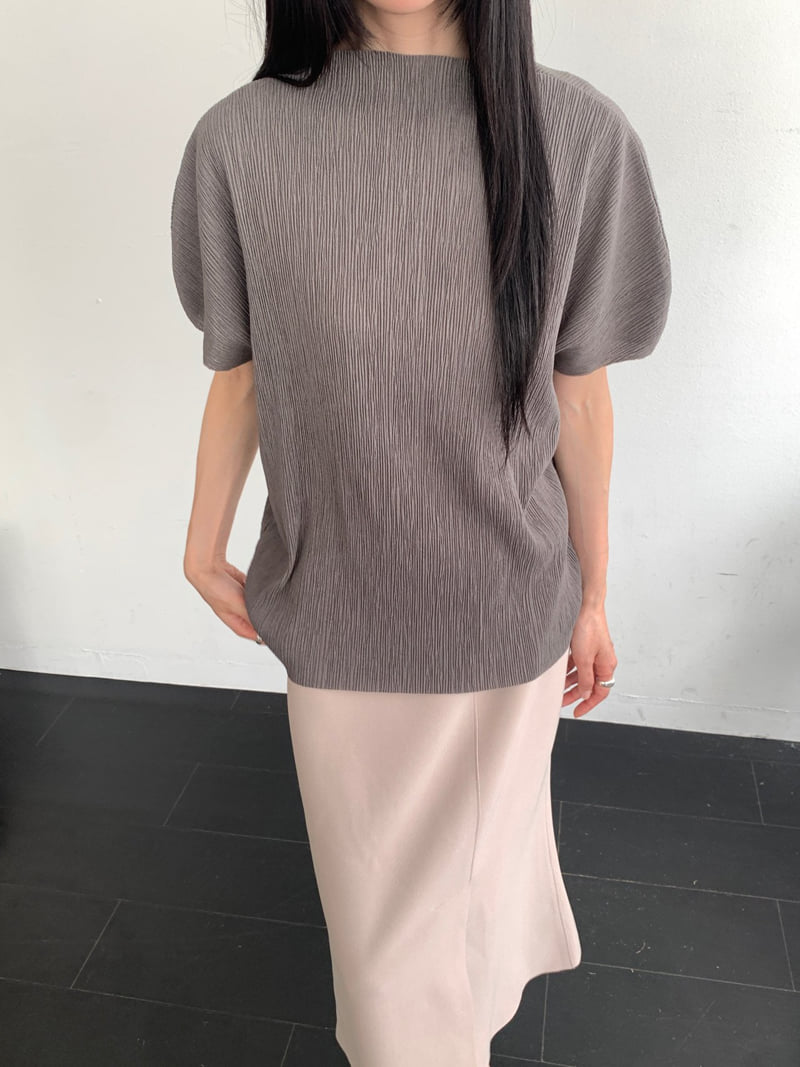 Heize - Korean Women Fashion - #momslook - Pleated Tee - 11