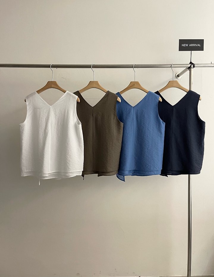 Heize - Korean Women Fashion - #pursuepretty - Twist Detail Sleeveless Blouse - 12
