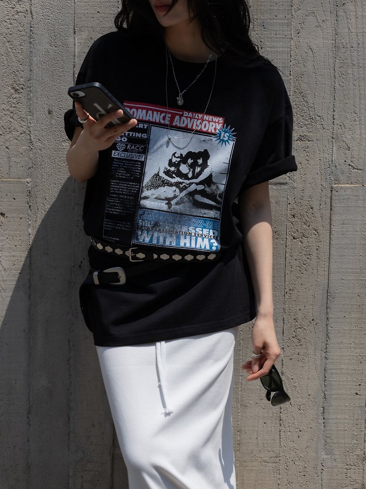 Inssense - Korean Women Fashion - #momslook - Vintage Romance Advisory Tee - 2
