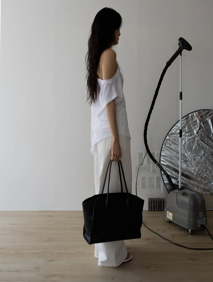 Inssense - Korean Women Fashion - #momslook - Slub Asymmetric Slit Off-Shoulder Top - 5