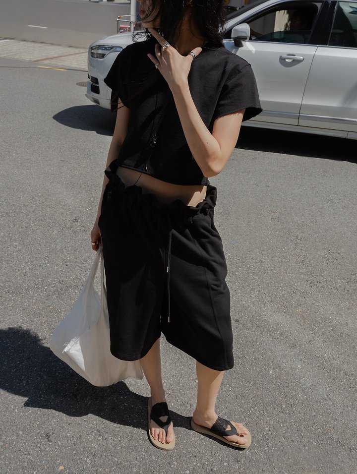 Inssense - Korean Women Fashion - #romanticstyle - Cut-Off Line Crop Tee - 4
