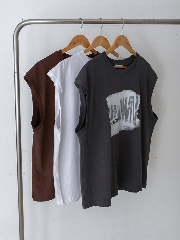 Inssense - Korean Women Fashion - #womensfashion - Unknown Cut-Off Sleeveless Top - 9
