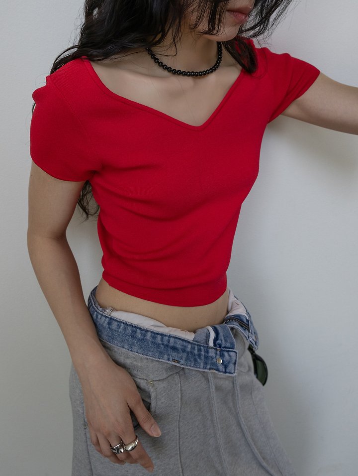 Inssense - Korean Women Fashion - #womensfashion - Heart-Neck Slim Knit Short-Sleeve Top - 5