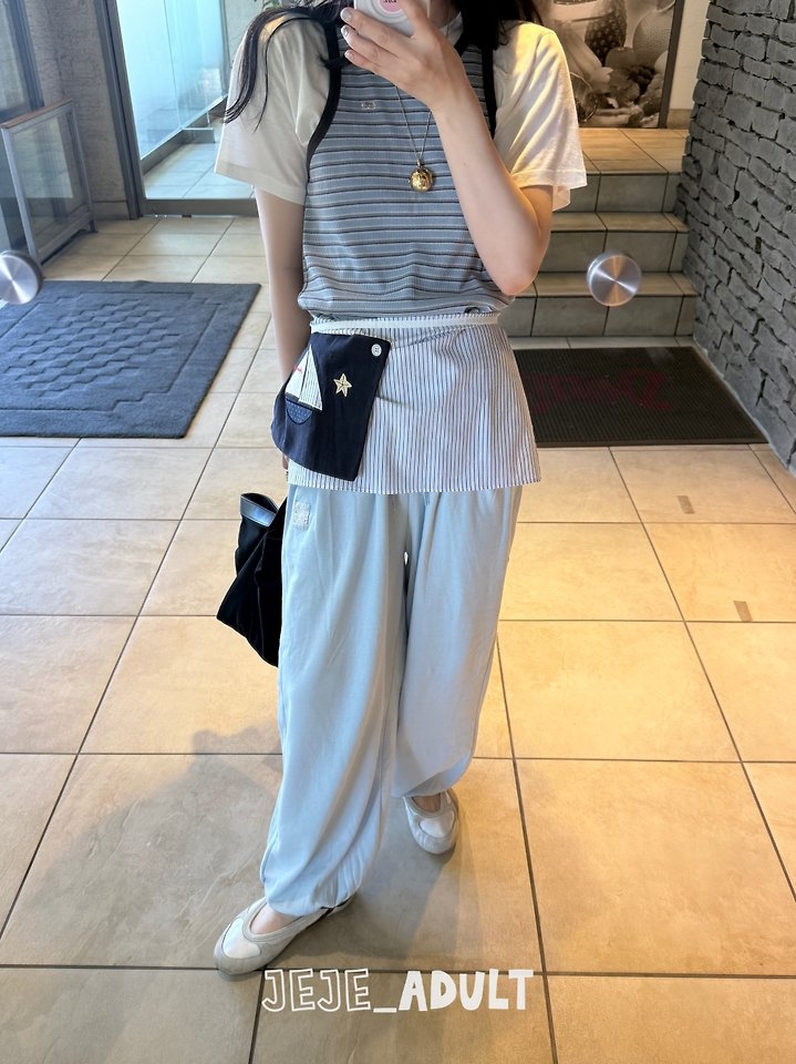 Jejeunosity - Korean Women Fashion - #momslook - Adult Bagel Sleeveless Top - 4