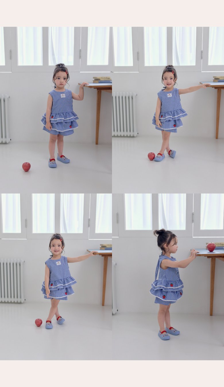 Kikimora - Korean Children Fashion - #designkidswear - Strawberry Check Shorts - 6