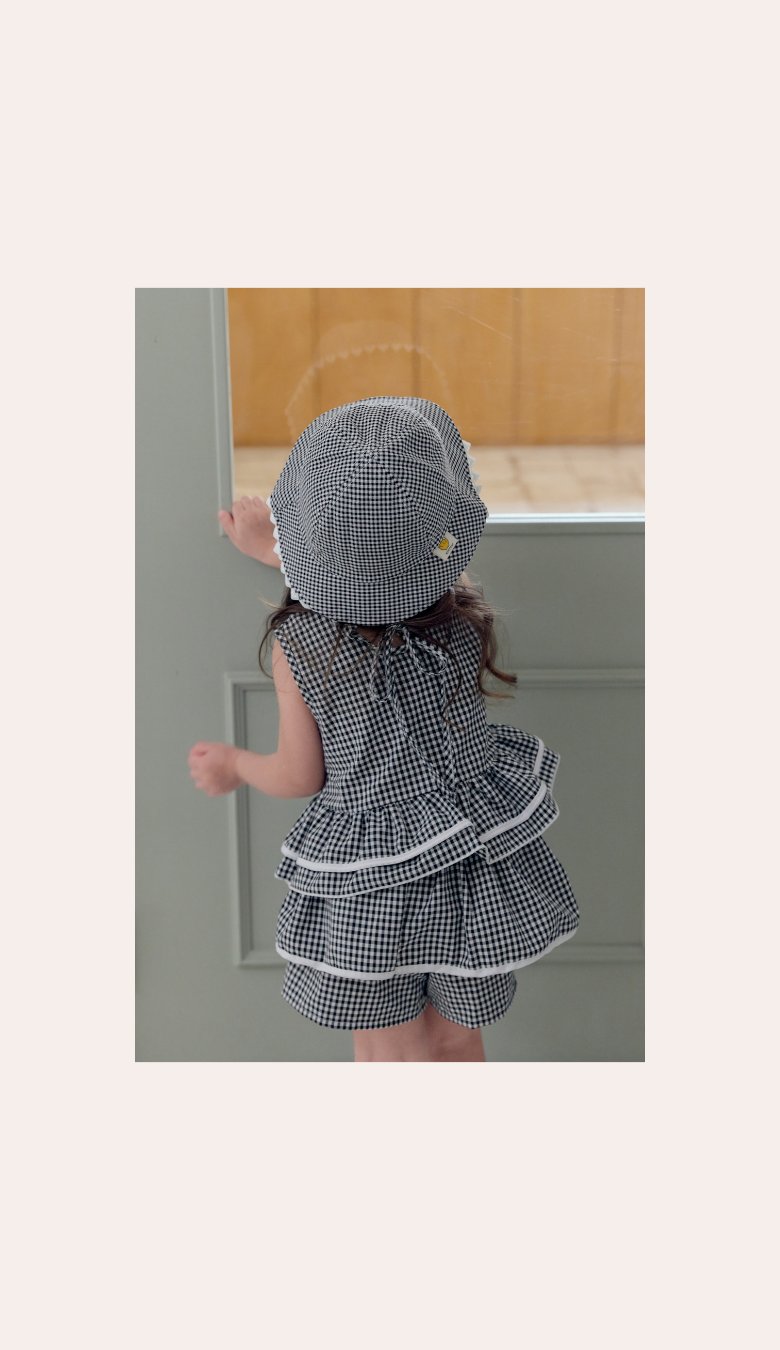 Kikimora - Korean Children Fashion - #discoveringself - Strawberry Check Sleeveless Top - 8