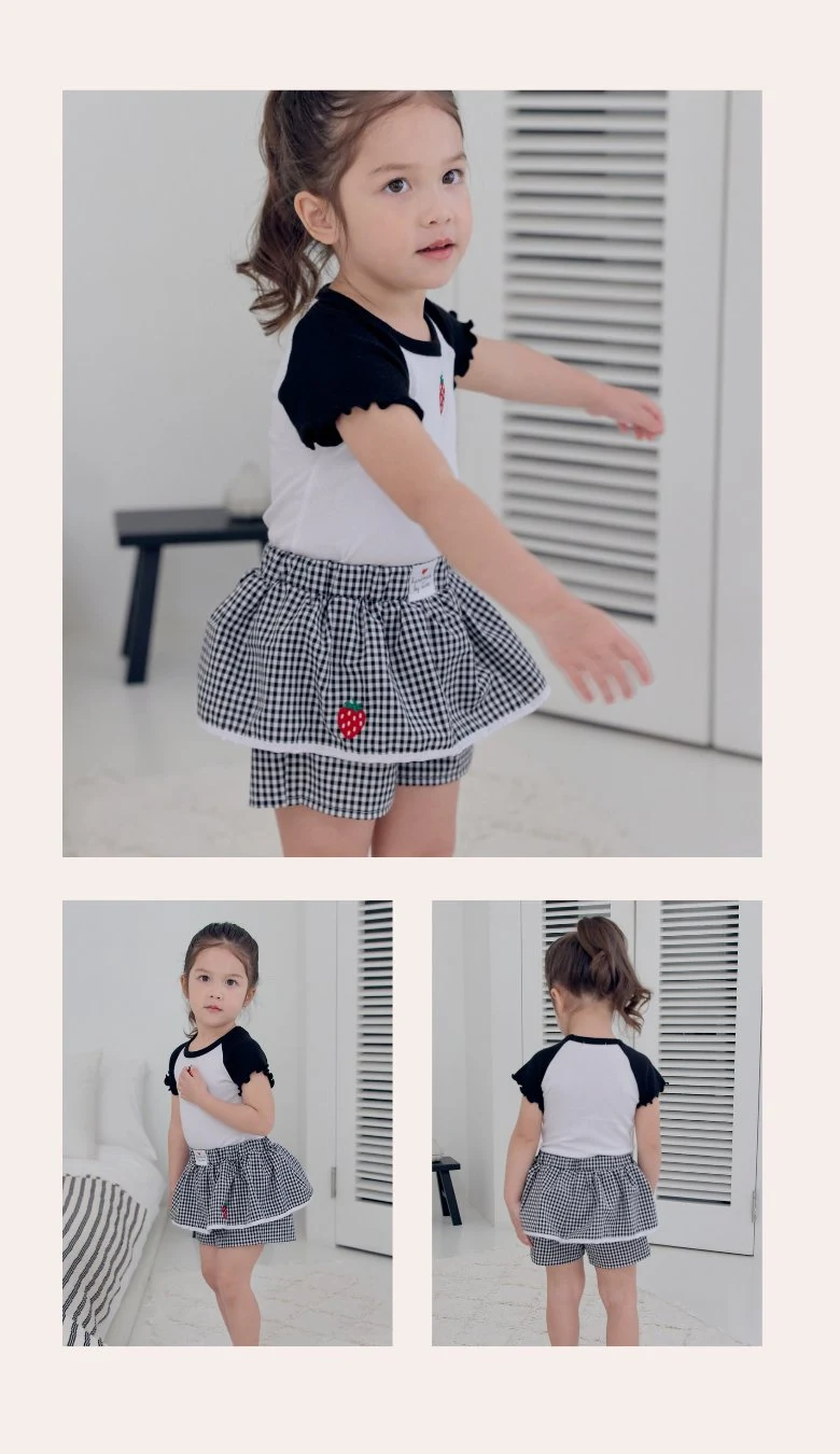 Kikimora - Korean Children Fashion - #kidsstore - Strawberry Check Shorts - 10