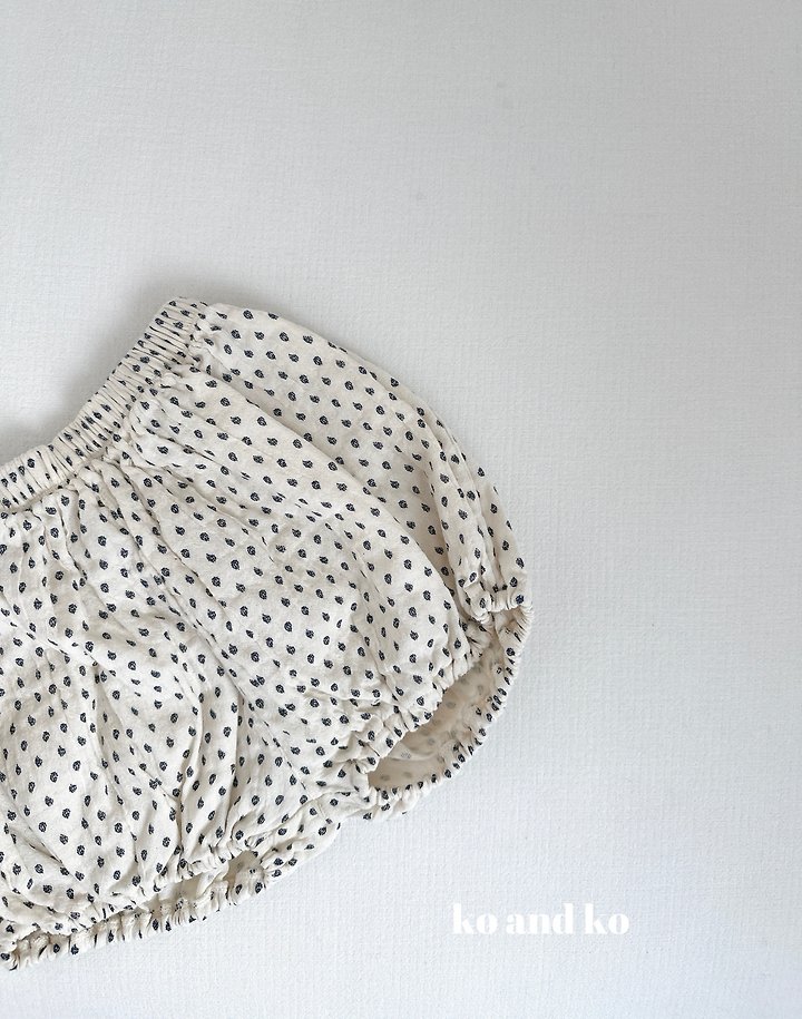 Ko And Ko - Korean Baby Fashion - #babygirlfashion - Dot Short Bloomers