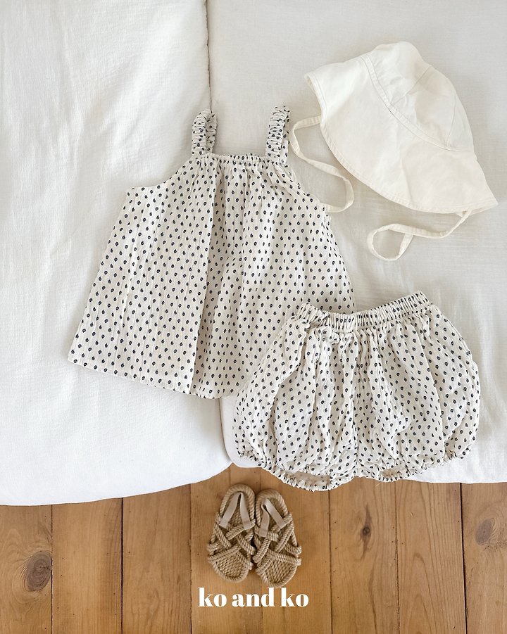 Ko And Ko - Korean Baby Fashion - #babyoninstagram - Dot Short Bloomers - 3