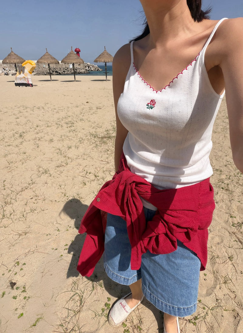 Lagrass - Korean Women Fashion - #momslook - Skull Sleeveless Top - 11