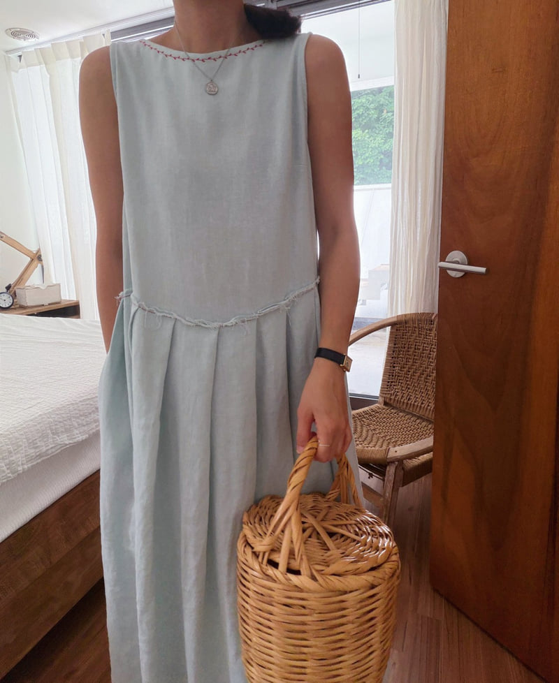Lagrass - Korean Women Fashion - #womensfashion - Leaf One-piece - 3
