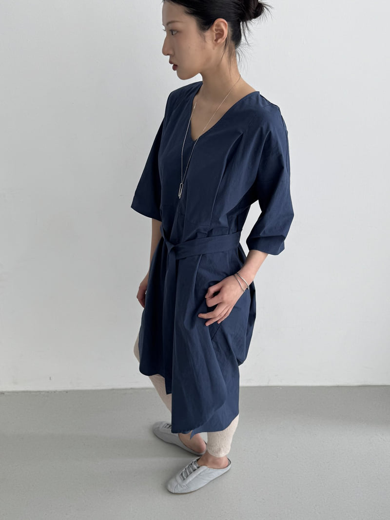 Le Etoile - Korean Women Fashion - #momslook - V-Neck One-piece - 11