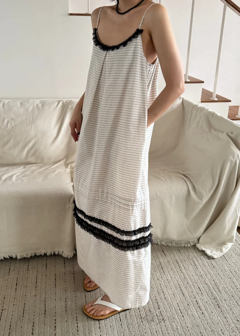 Le Etoile - Korean Women Fashion - #vintagekidsstyle - Striped Lace Dress - 4