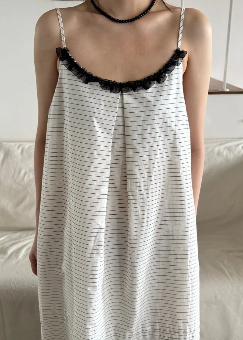 Le Etoile - Korean Women Fashion - #restrostyle - Striped Lace Dress - 5