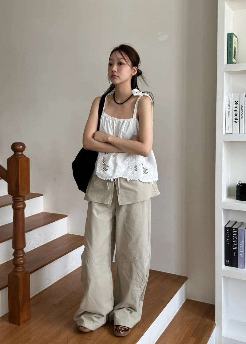Le Etoile - Korean Women Fashion - #restrostyle - Cotton Embroidered Top - 2