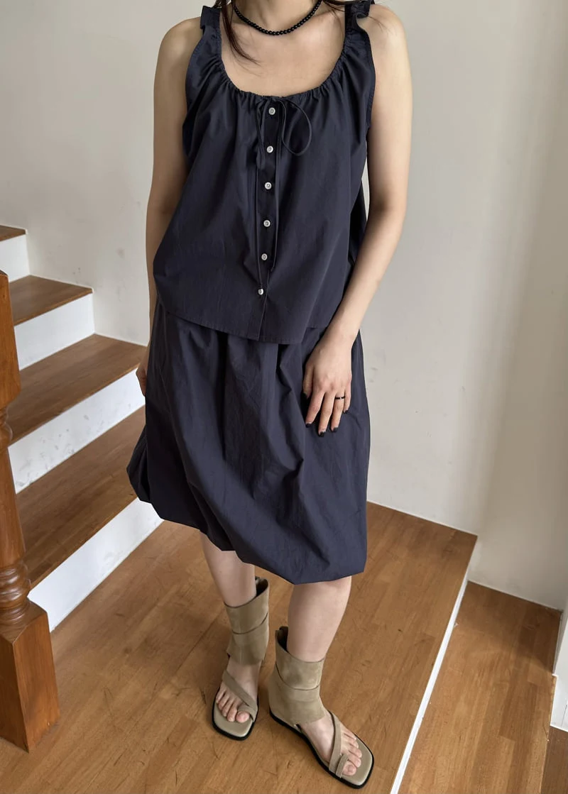 Le Etoile - Korean Women Fashion - #restrostyle - Sleeveless Blouse - 4