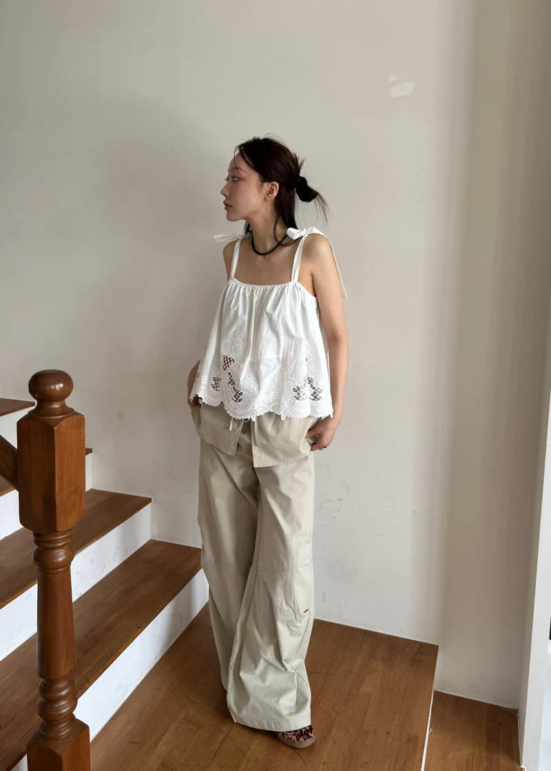 Le Etoile - Korean Women Fashion - #romanticstyle - Cotton Embroidered Top - 3