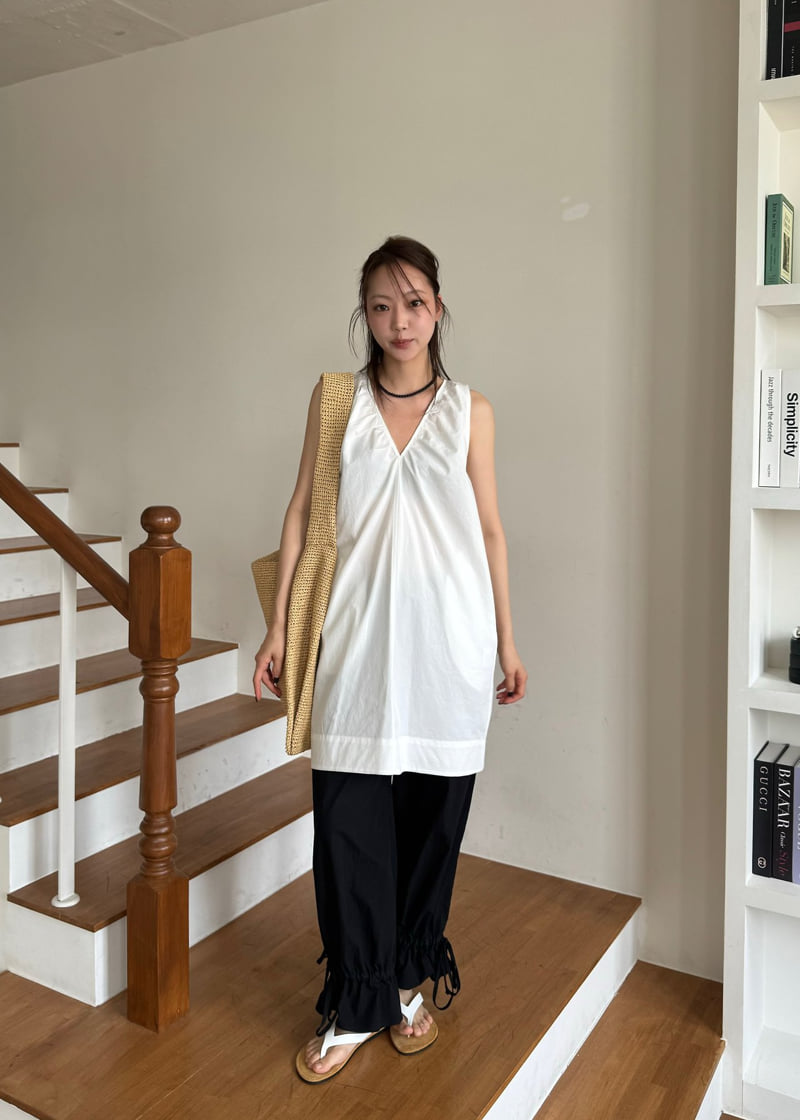 Le Etoile - Korean Women Fashion - #shopsmall - V-Neck Sleeveless Dress - 12