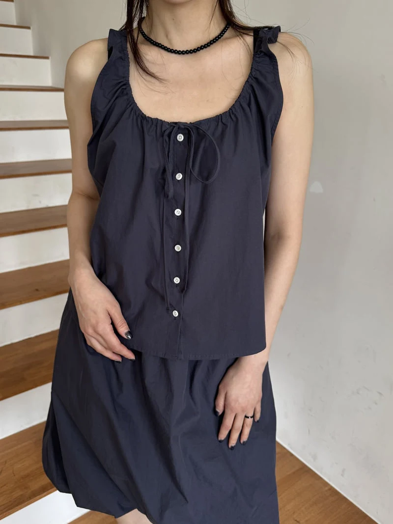 Le Etoile - Korean Women Fashion - #thatsdarling - Sleeveless Blouse - 6