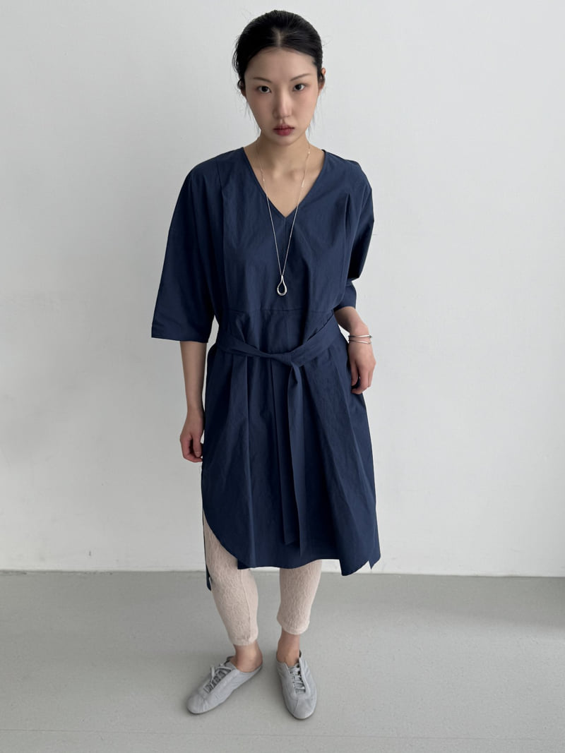 Le Etoile - Korean Women Fashion - #thelittlethings - V-Neck One-piece - 10